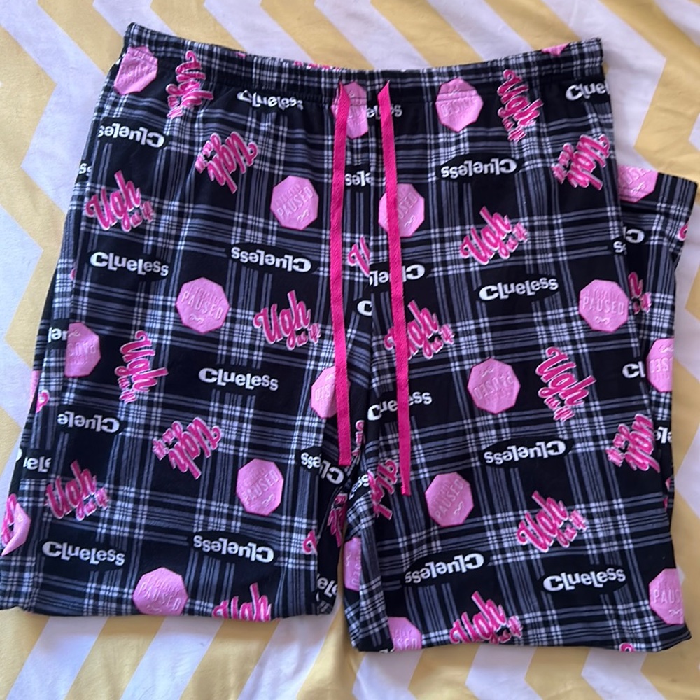 Y2K pink and black clueless sleep pants.